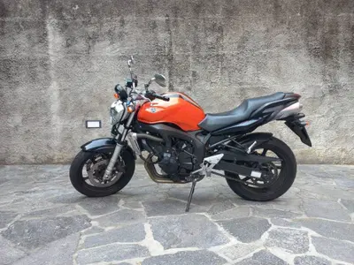 Yamaha FZ6 (2004 - 07) usata