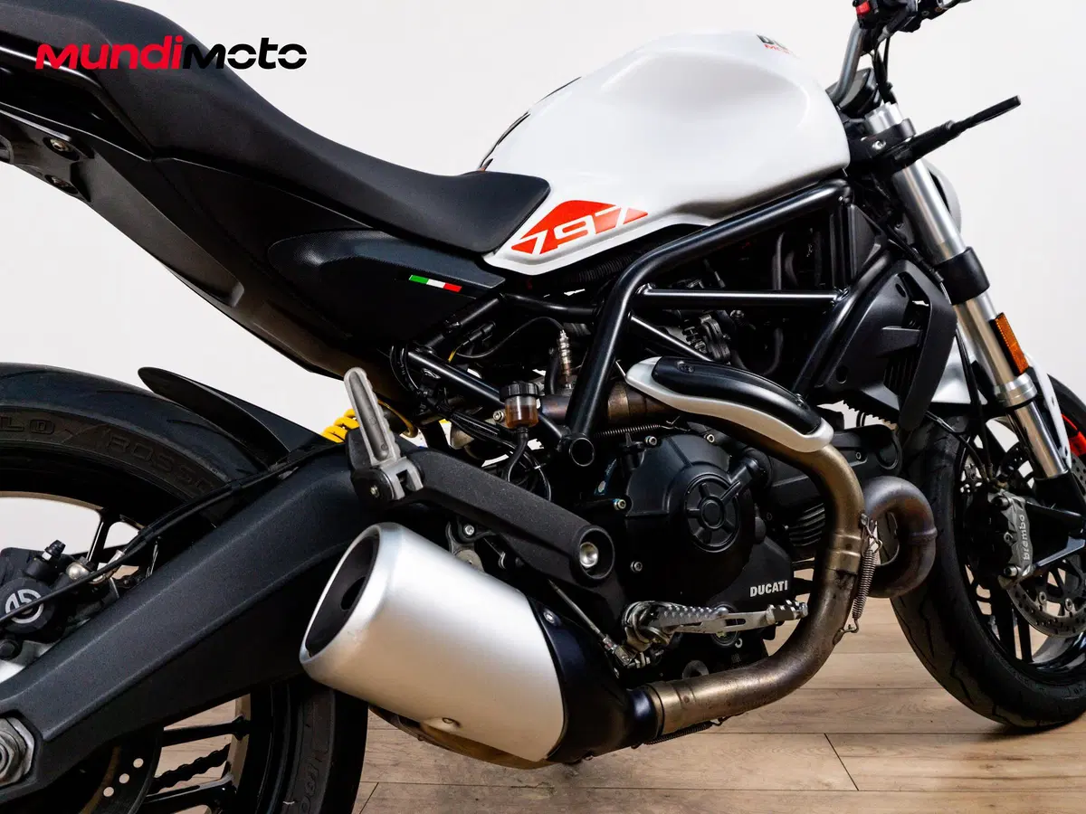 Ducati Monster 797 (2019 - 20) (4)