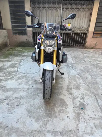 Bmw R 1250 R (2021 - 25) usata