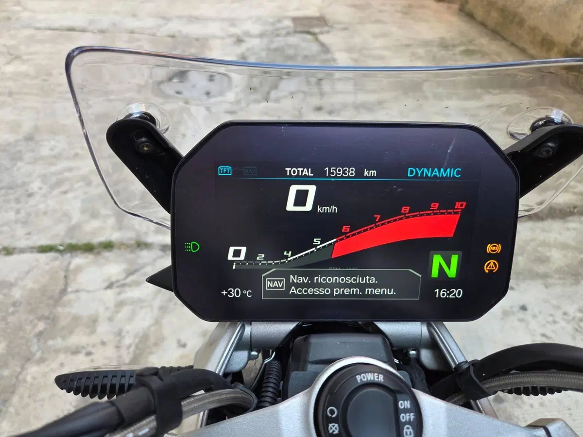 Bmw R 1250 R (2021 - 25) (5)