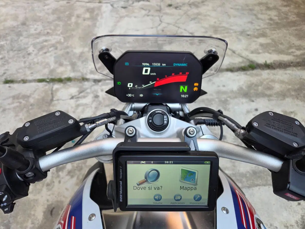 Bmw R 1250 R (2021 - 25) (6)
