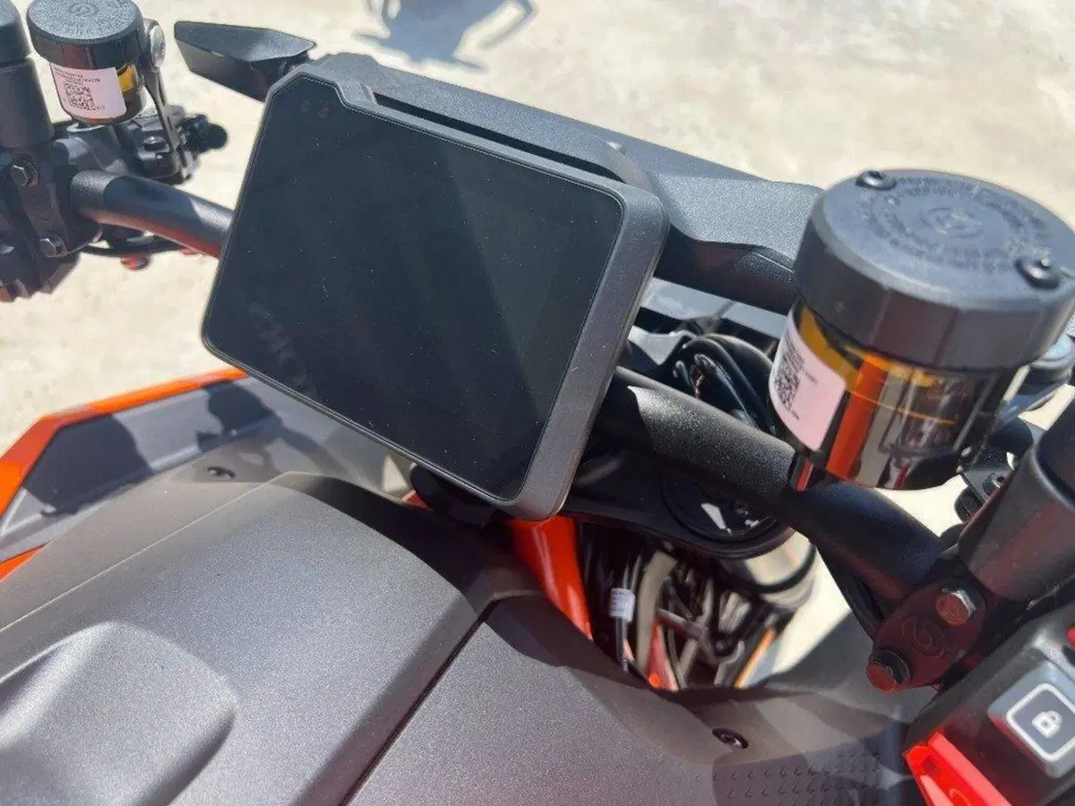KTM 1390 Super Duke R (2024 - 26) (6)