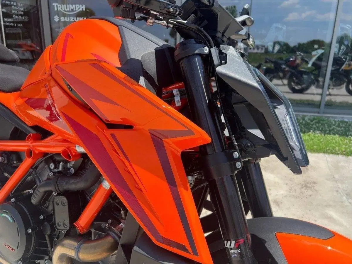 KTM 1390 Super Duke R (2024 - 26) (7)