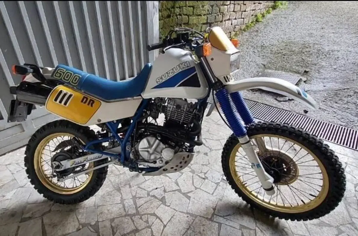 Suzuki DR 600 S (1985 - 90) (2)