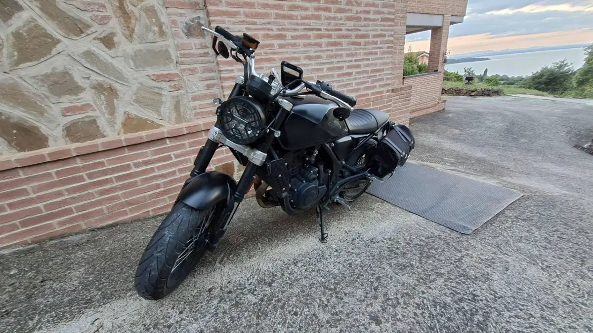Brixton Motorcycles Crossfire 500 (2021 - 25)