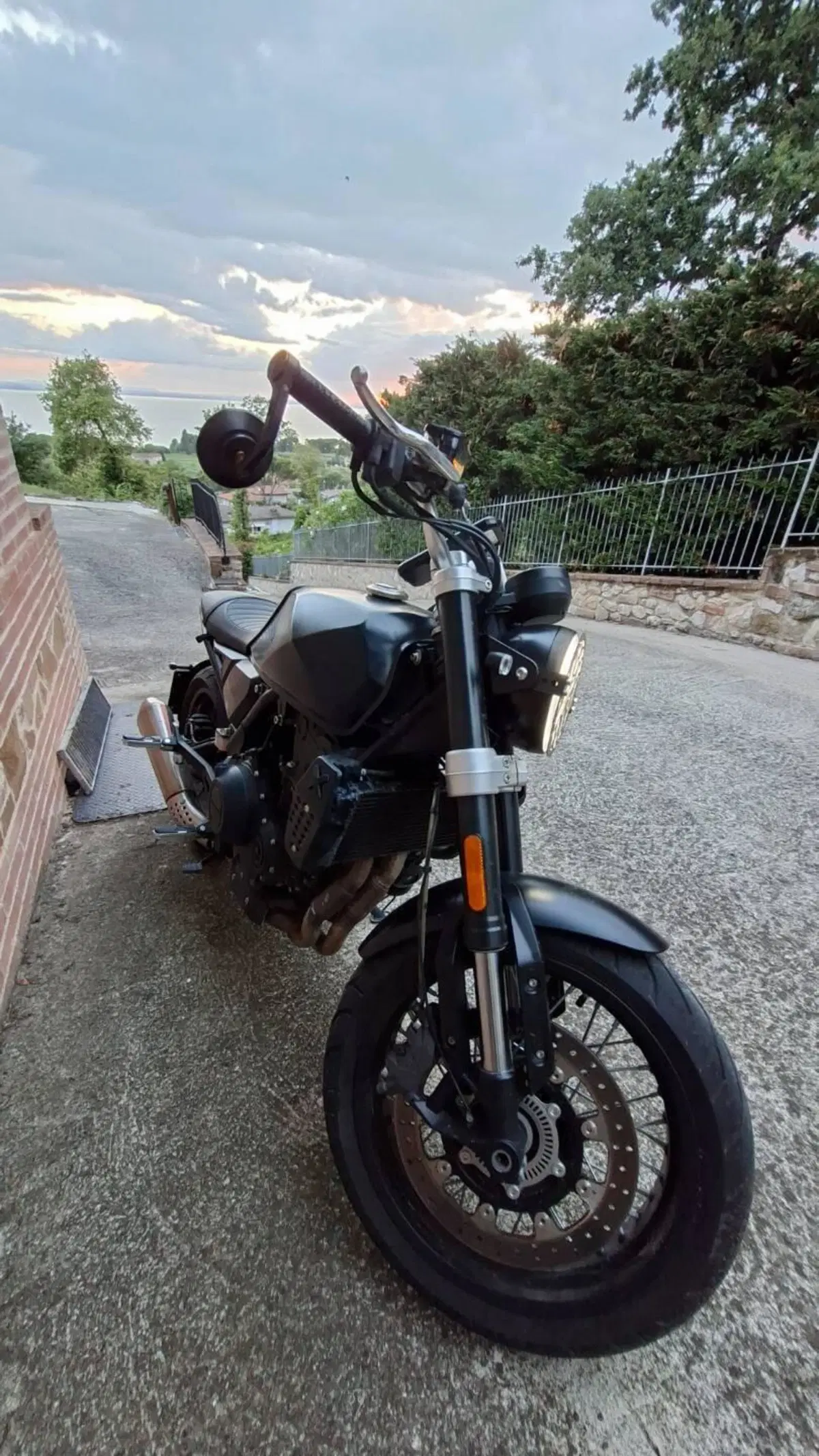 Brixton Motorcycles Crossfire 500 (2021 - 25) (3)