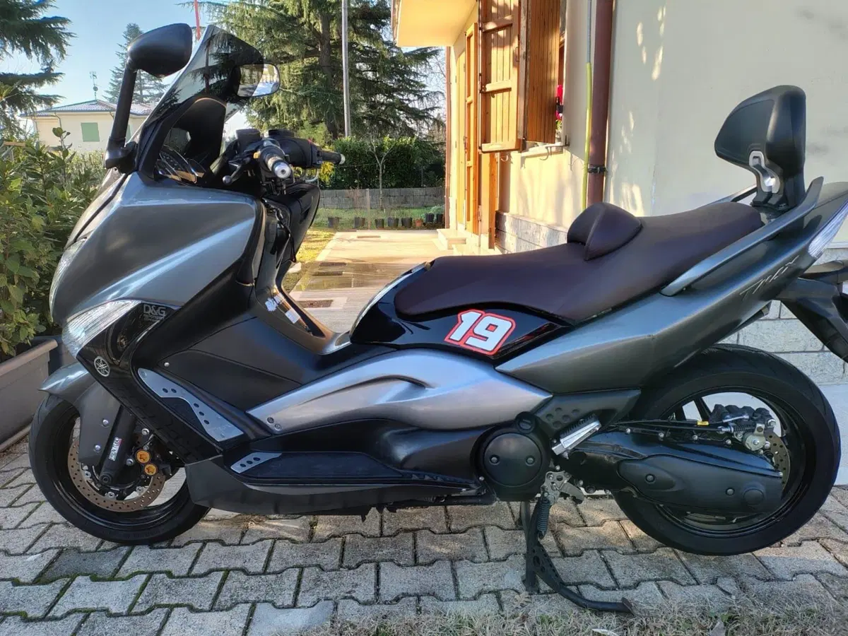 Yamaha T-Max 500 (2008 - 12) (4)