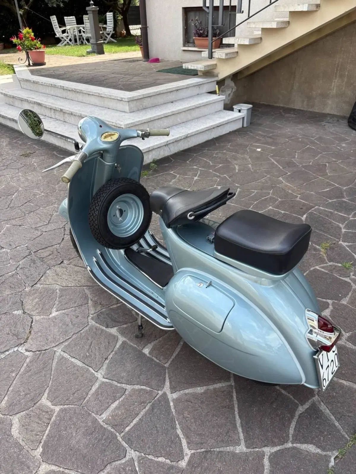 Piaggio VESPA 150 (VBA1T) (2)