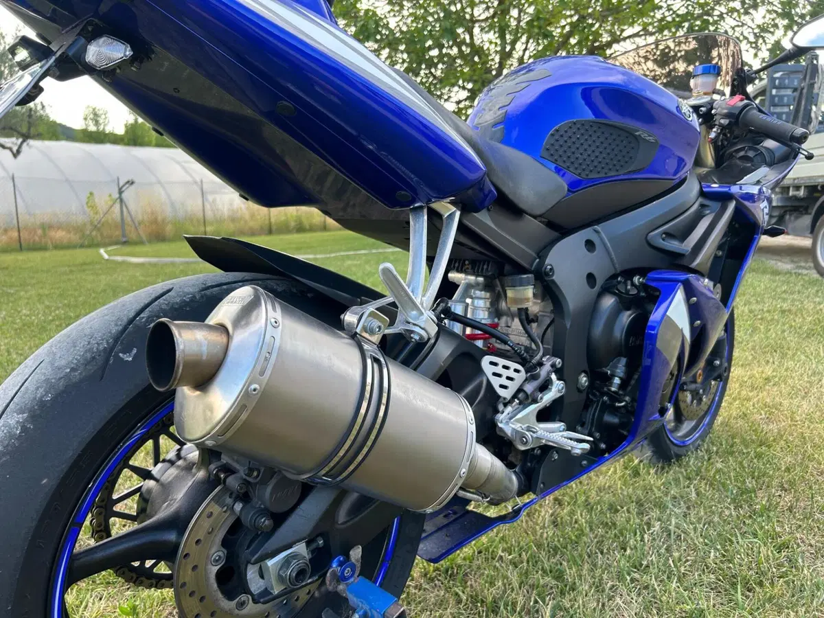 Yamaha YZF R6 (2005) (9)