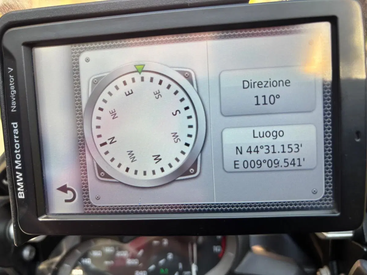Navigatore Garmin BMW Navigator V (4)