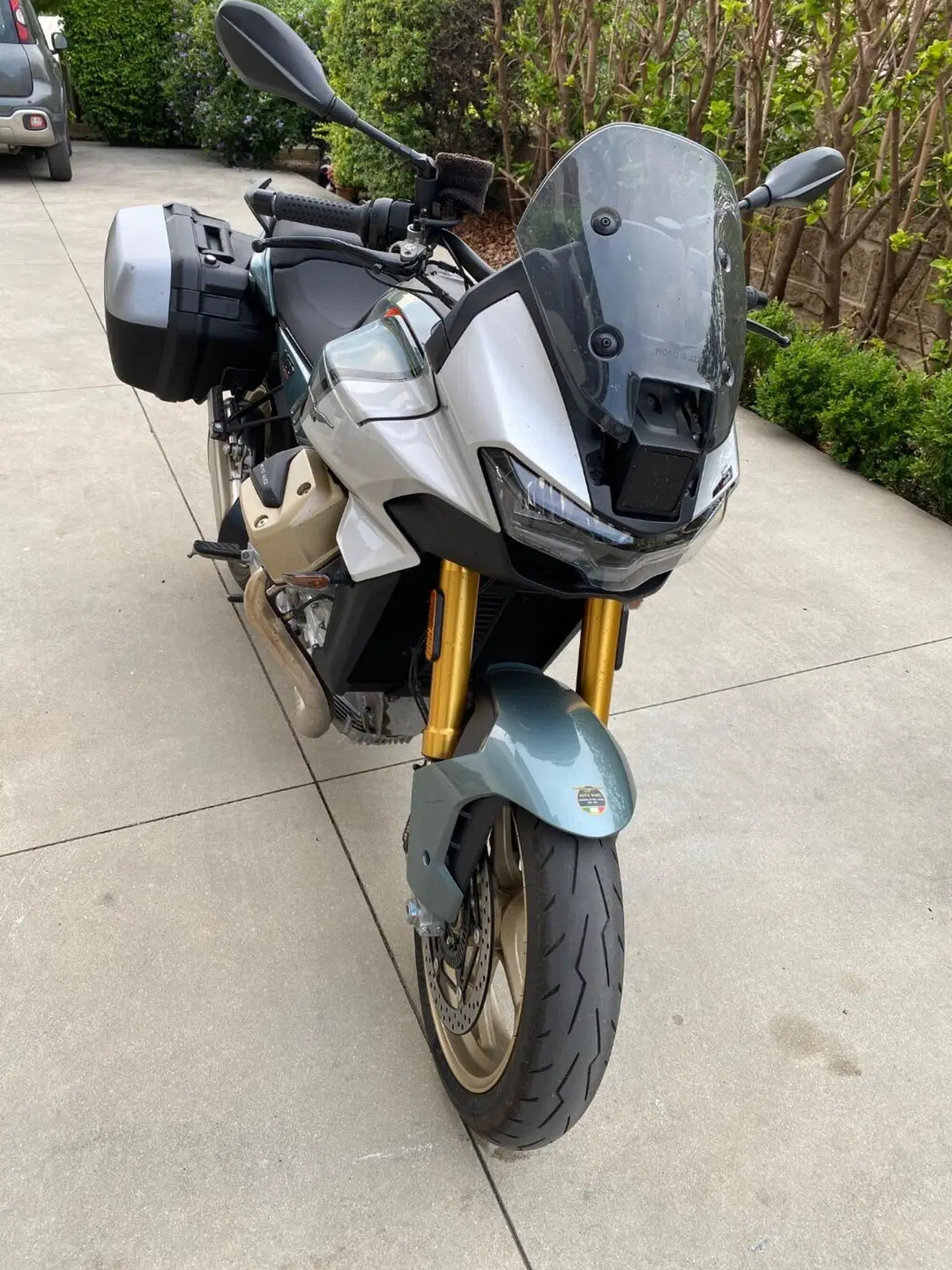 Moto Guzzi V100 Mandello S (2025 - 26) (2)