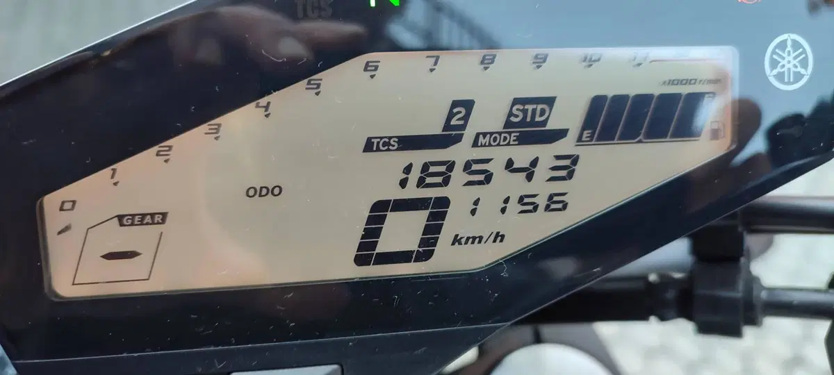 Yamaha MT-09 ABS (2016) (3)