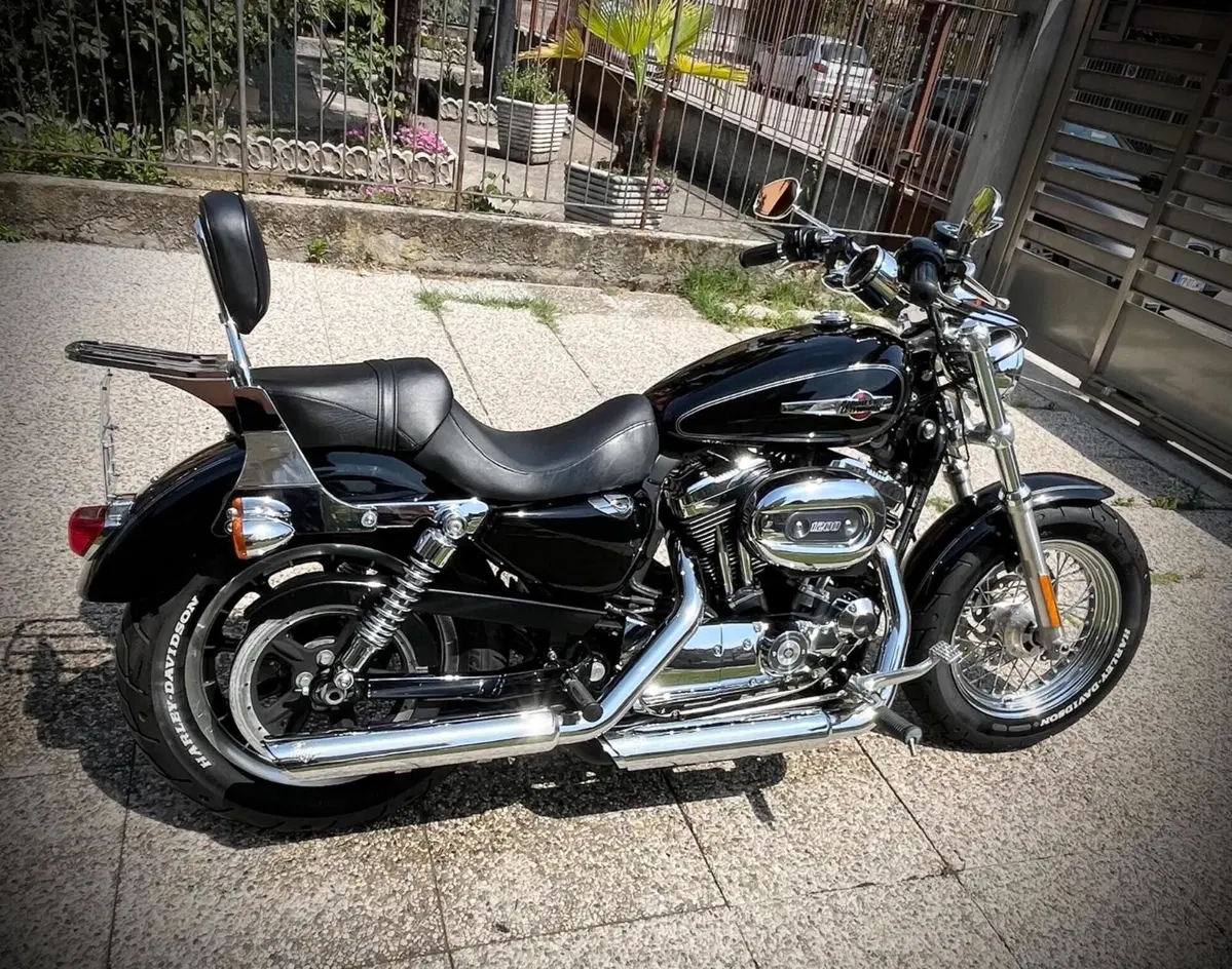 Harley-Davidson 1200 Custom (2007 - 13) - XL 1200C (3)