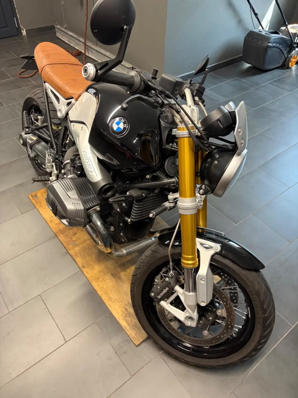 Bmw R nineT 1200 (2014 - 16) (2)