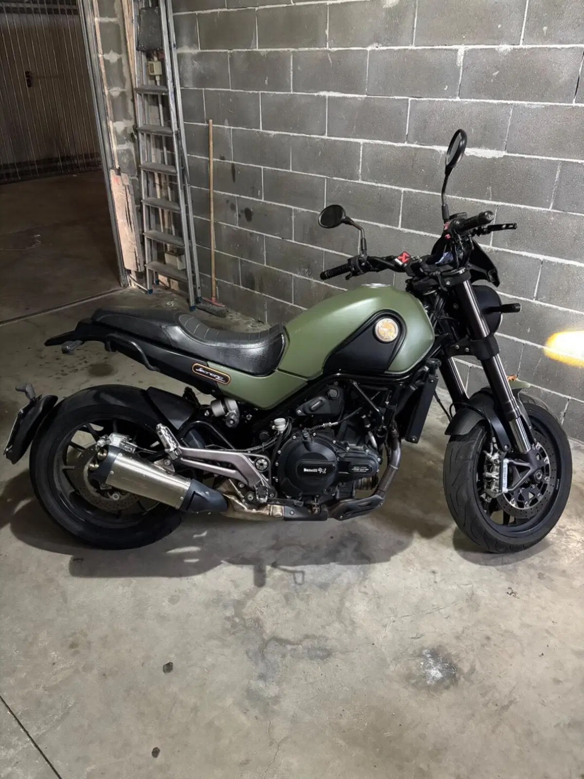 Benelli Leoncino 500 ABS (2017 - 20) (3)