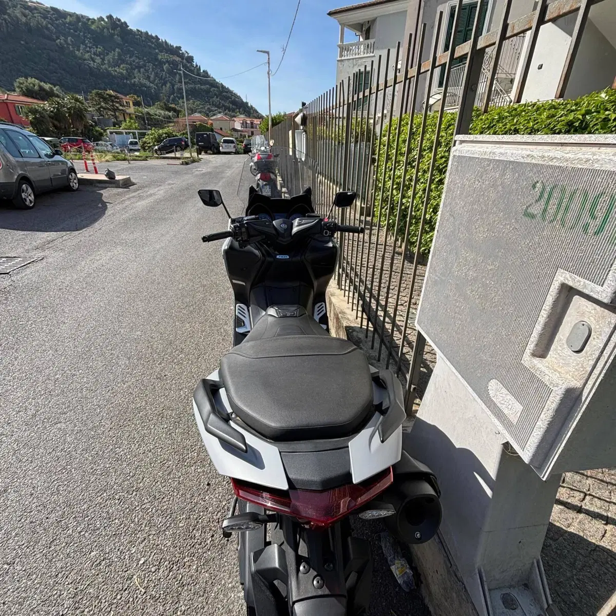 Yamaha T-Max 560 (2022 - 24) (3)