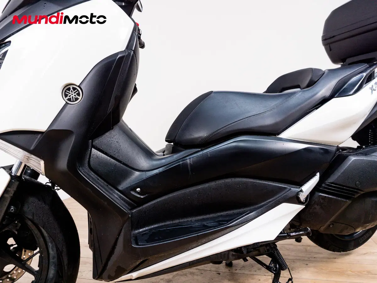 Yamaha X-Max 300 ABS (2017 - 20) (9)
