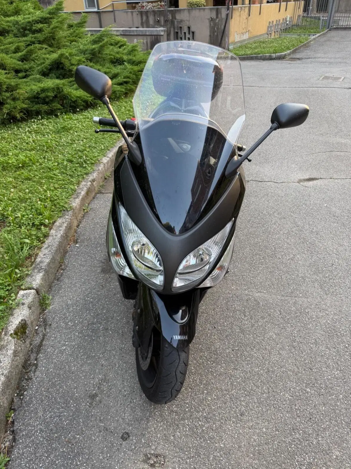 Yamaha T-Max 500 (2008 - 12) (3)