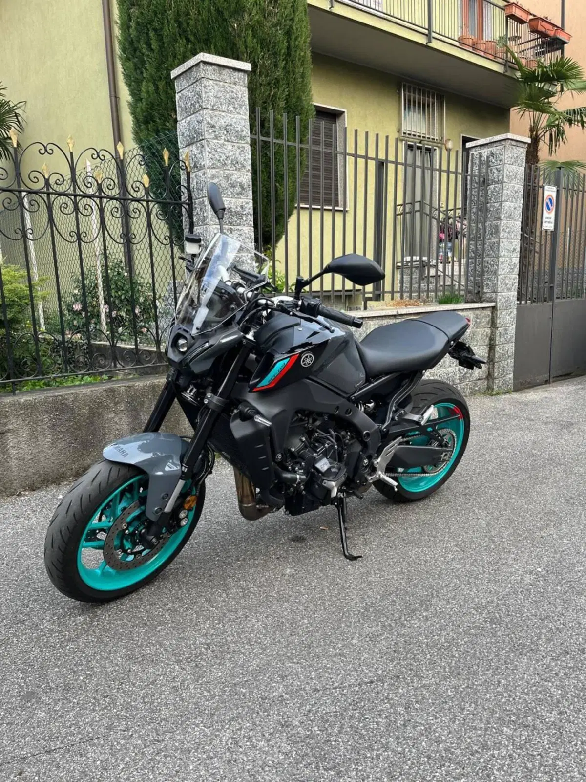 Yamaha MT-09 (2021 - 23) (3)