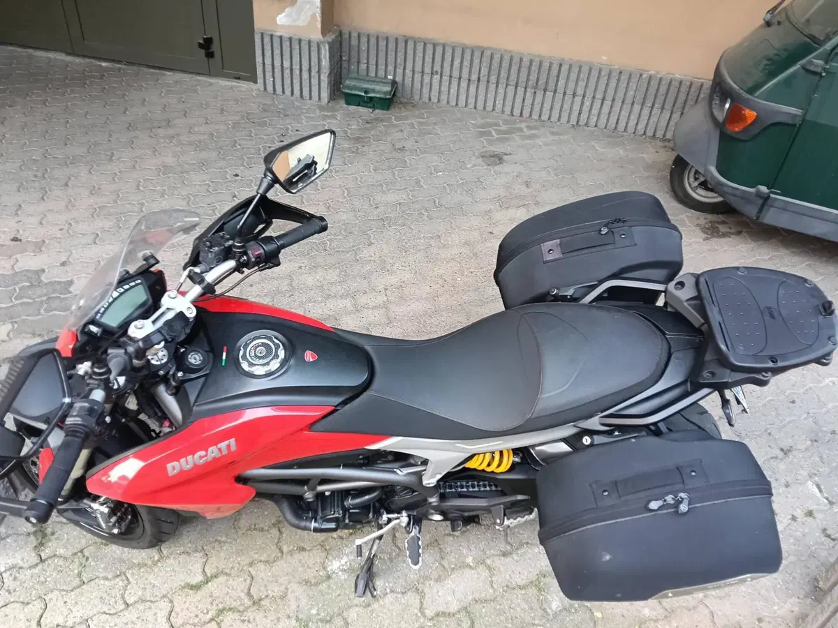 Ducati Hyperstrada 821 (2013 - 15) (6)