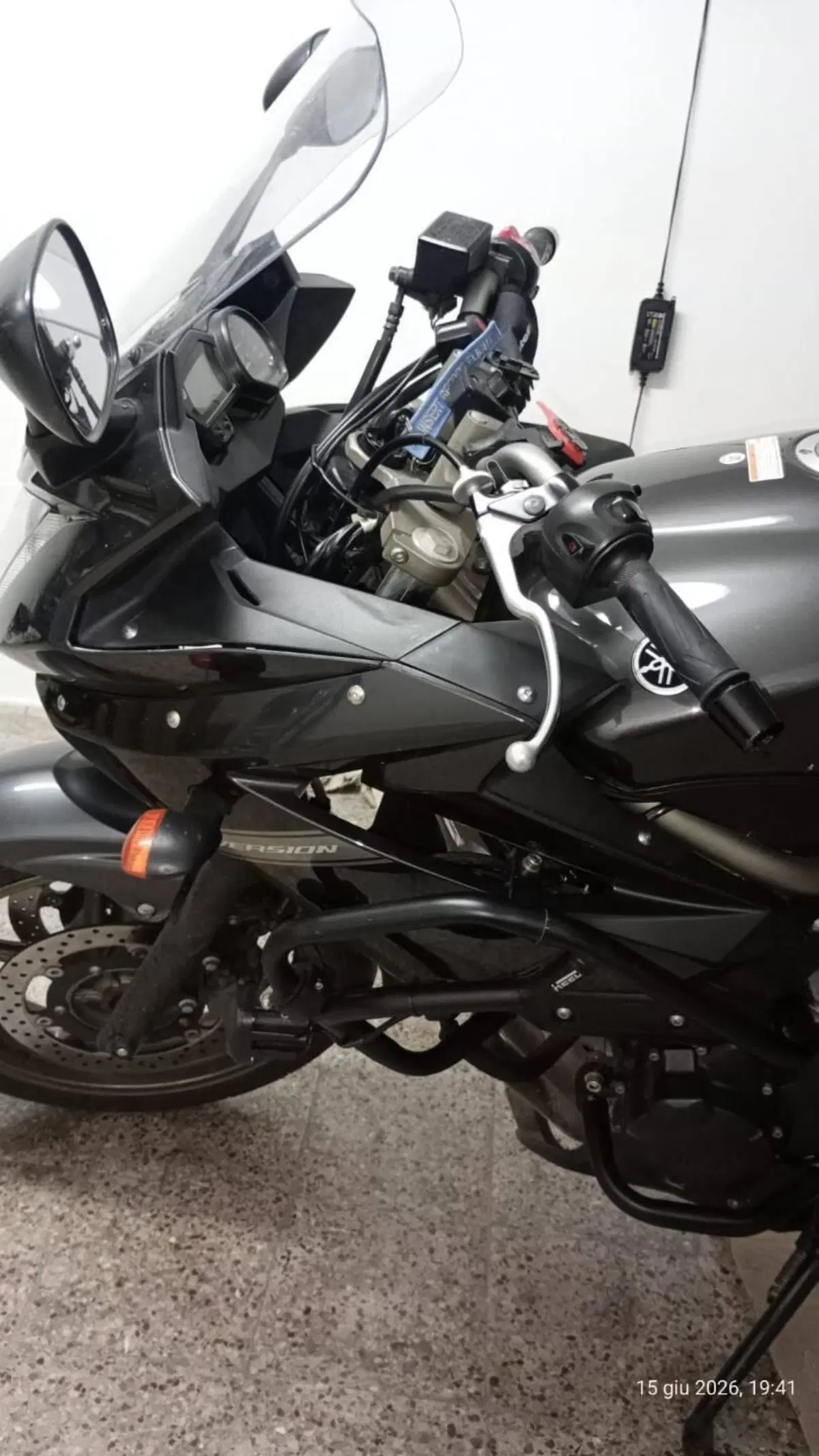Yamaha XJ6 Diversion (2009 - 15) (4)
