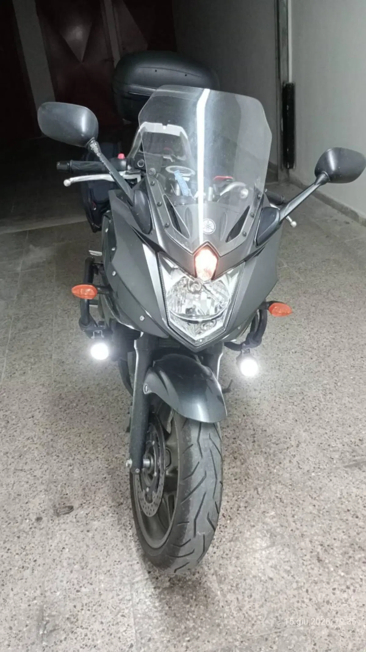 Yamaha XJ6 Diversion (2009 - 15)
