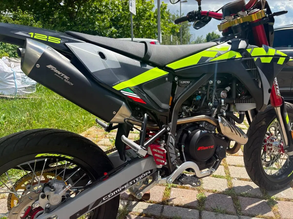Fantic Motor XMF 125 Competition (2025 - 26) (6)