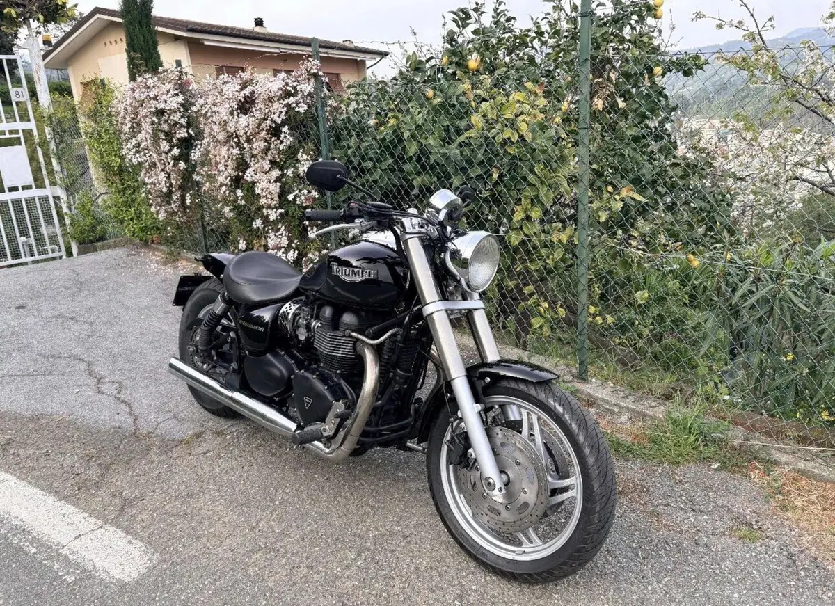 Triumph Speedmaster 865 (2005 - 10) (4)