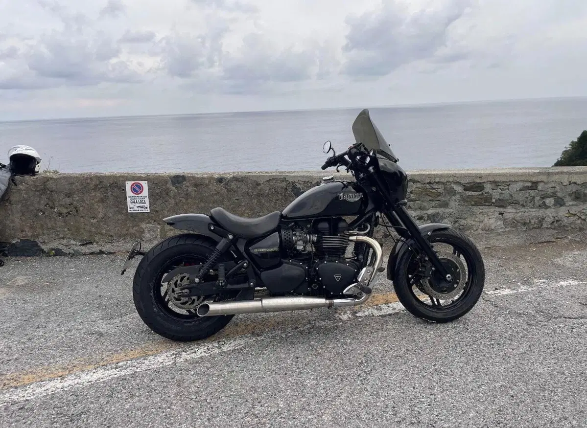 Triumph Speedmaster 865 (2005 - 10) (7)