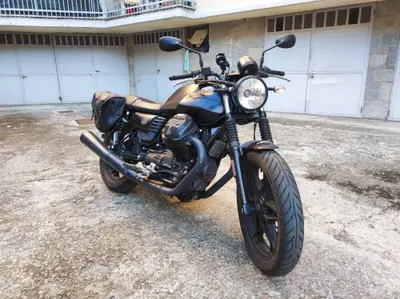 Moto Guzzi V7 III Stone (2017 - 20) usata