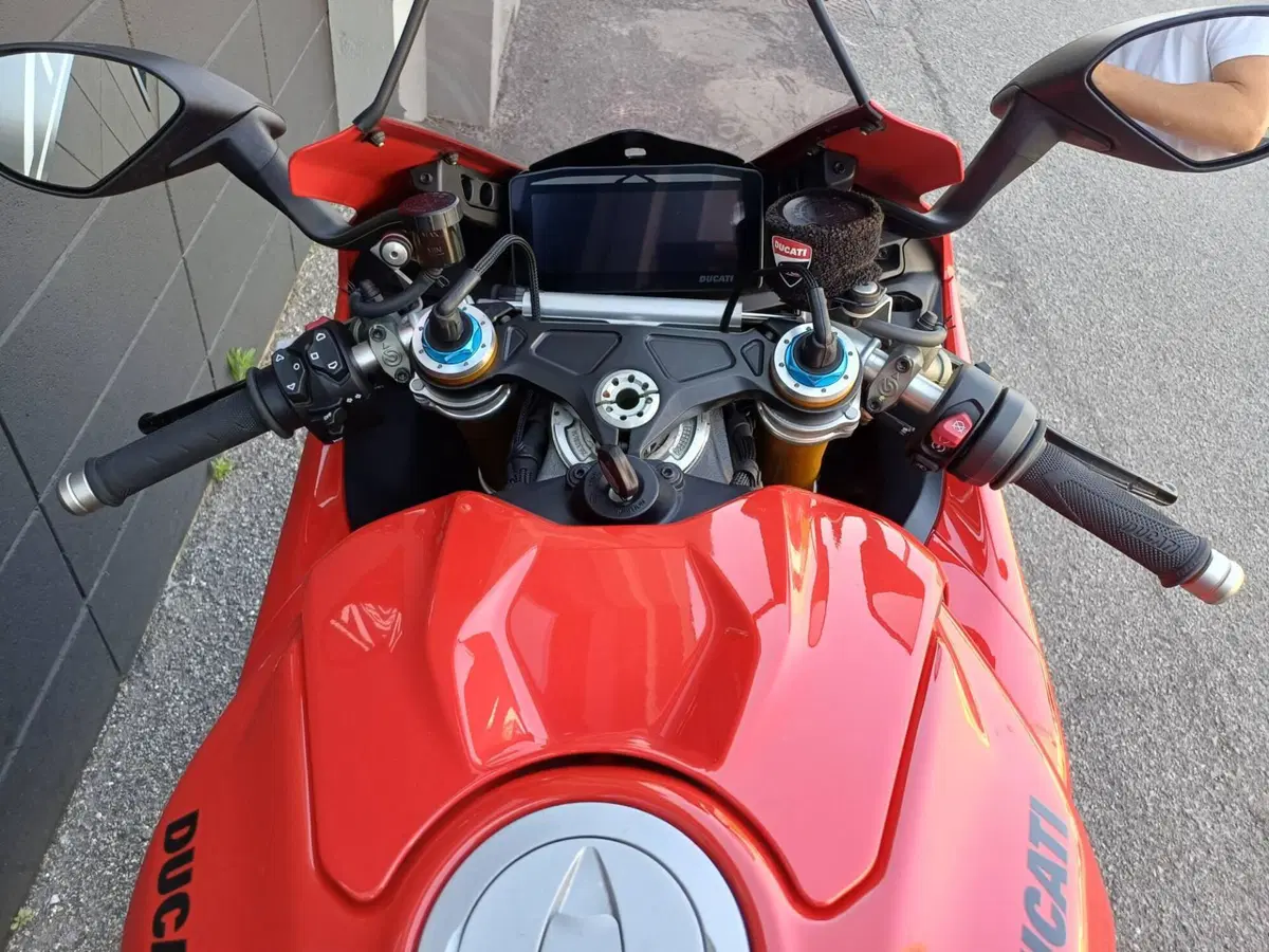 Ducati Panigale V4 S (2025 - 26) (4)