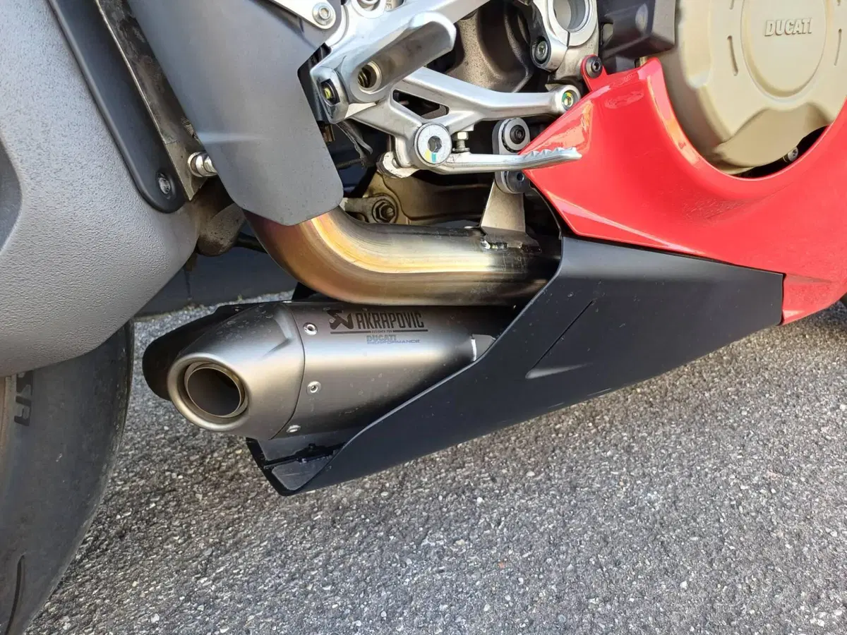Ducati Panigale V4 S (2025 - 26) (11)