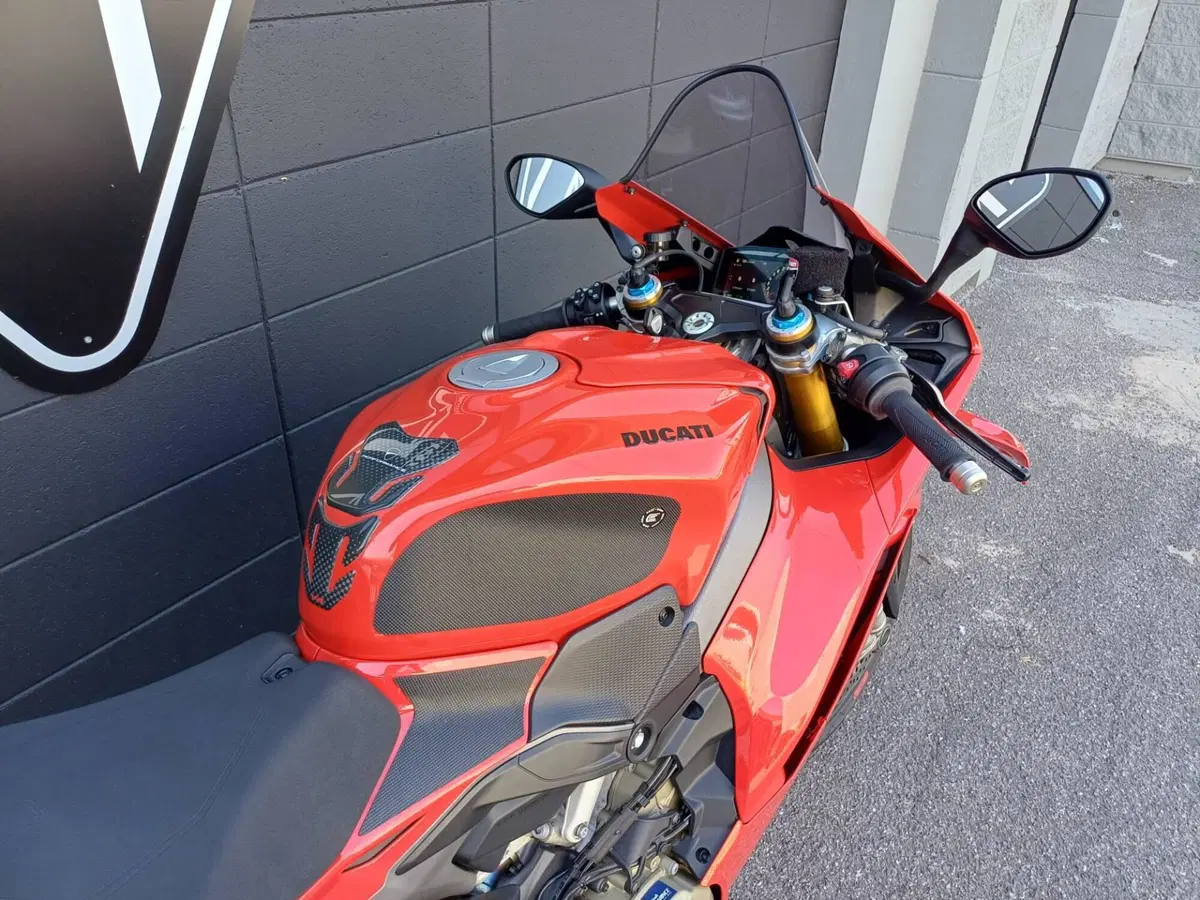 Ducati Panigale V4 S (2025 - 26) (14)