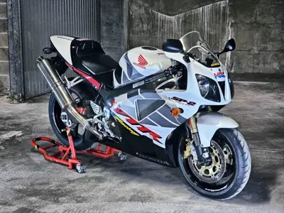 Honda VTR 1000 SP-2 (2002 - 06) usata