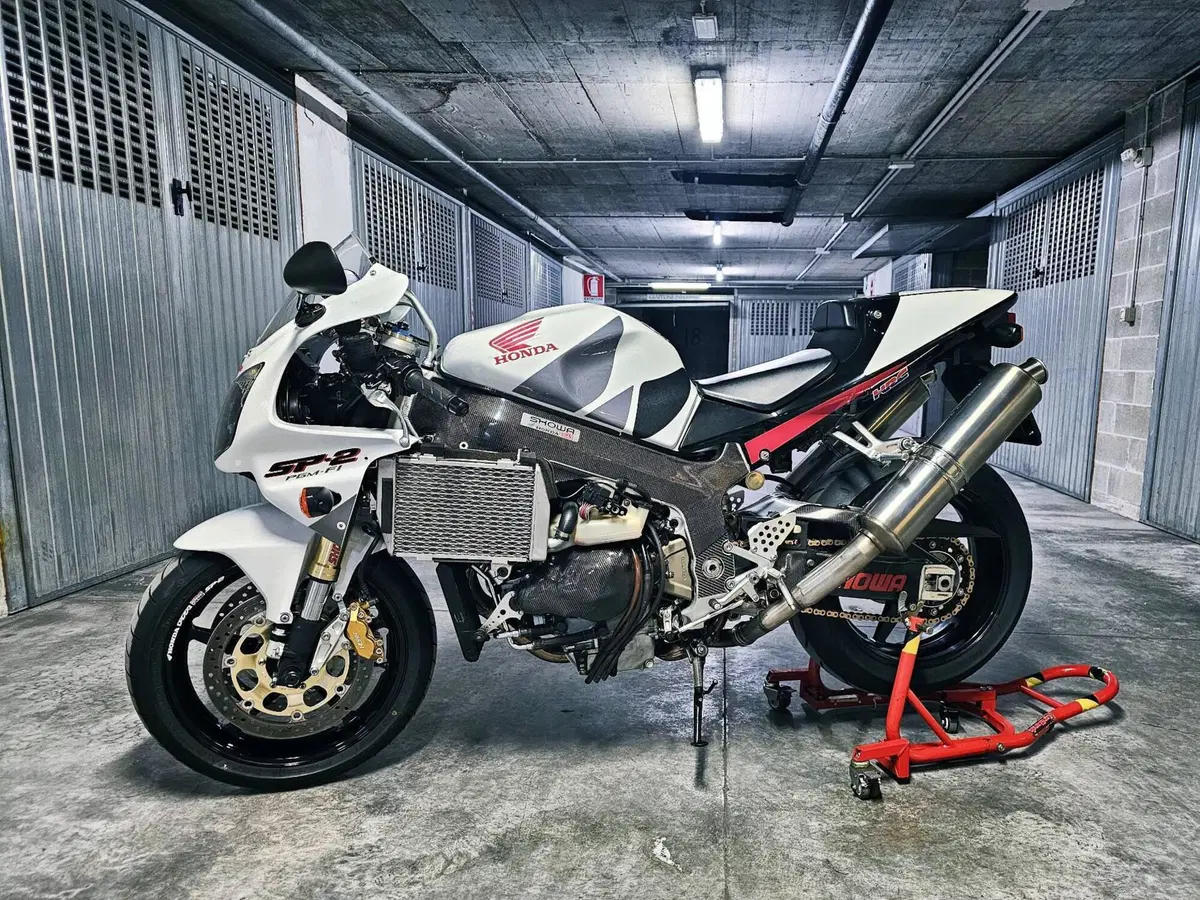 Honda VTR 1000 SP-2 (2002 - 06) (13)