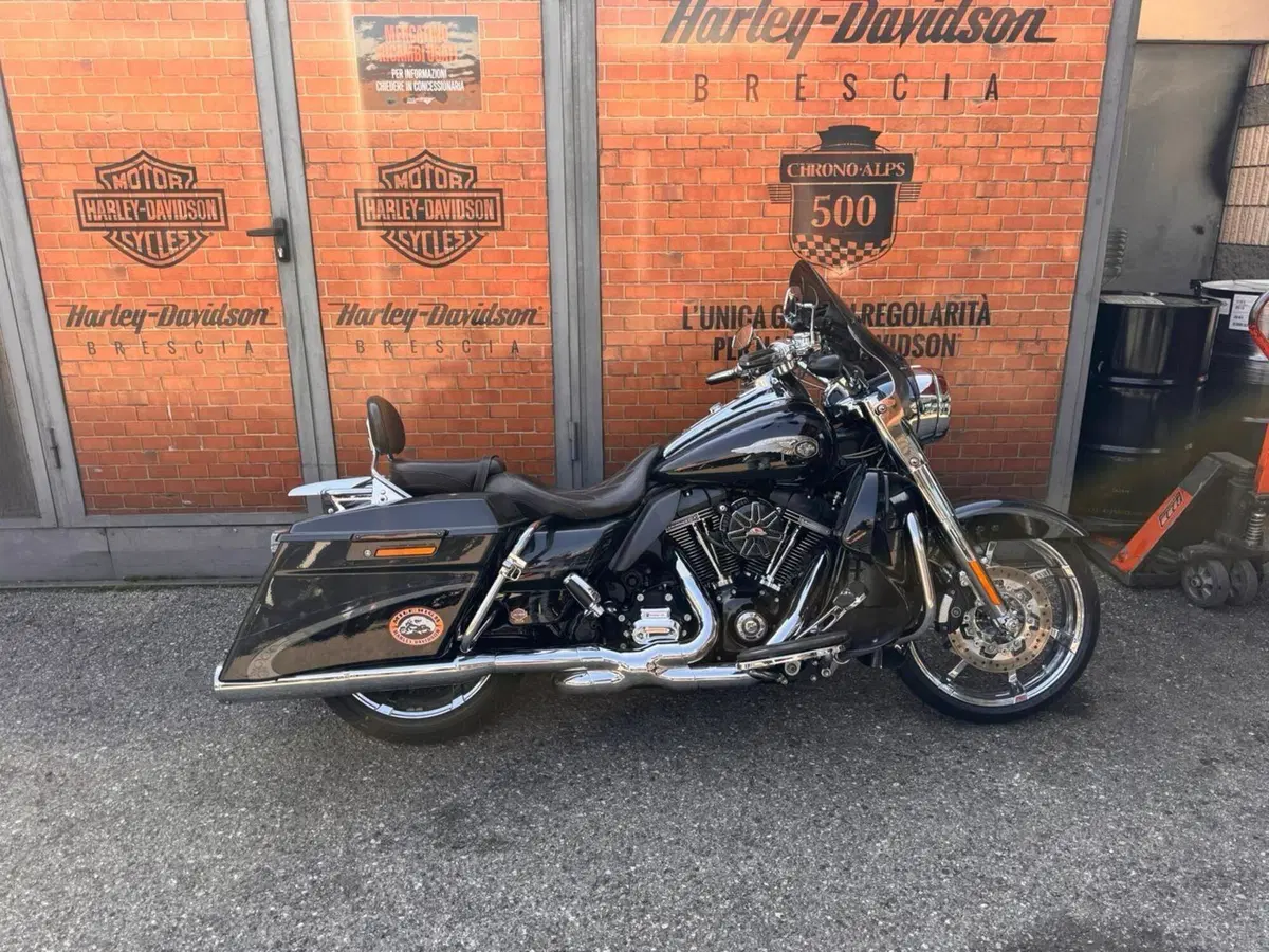 Harley-Davidson 1690 Road King (2013 - 16) - FLHR (7)