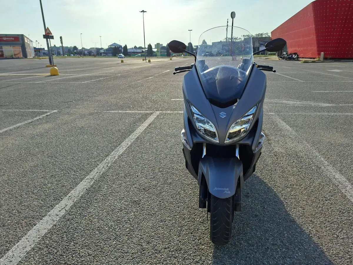 Suzuki Burgman AN 400 (2017 - 20) (6)
