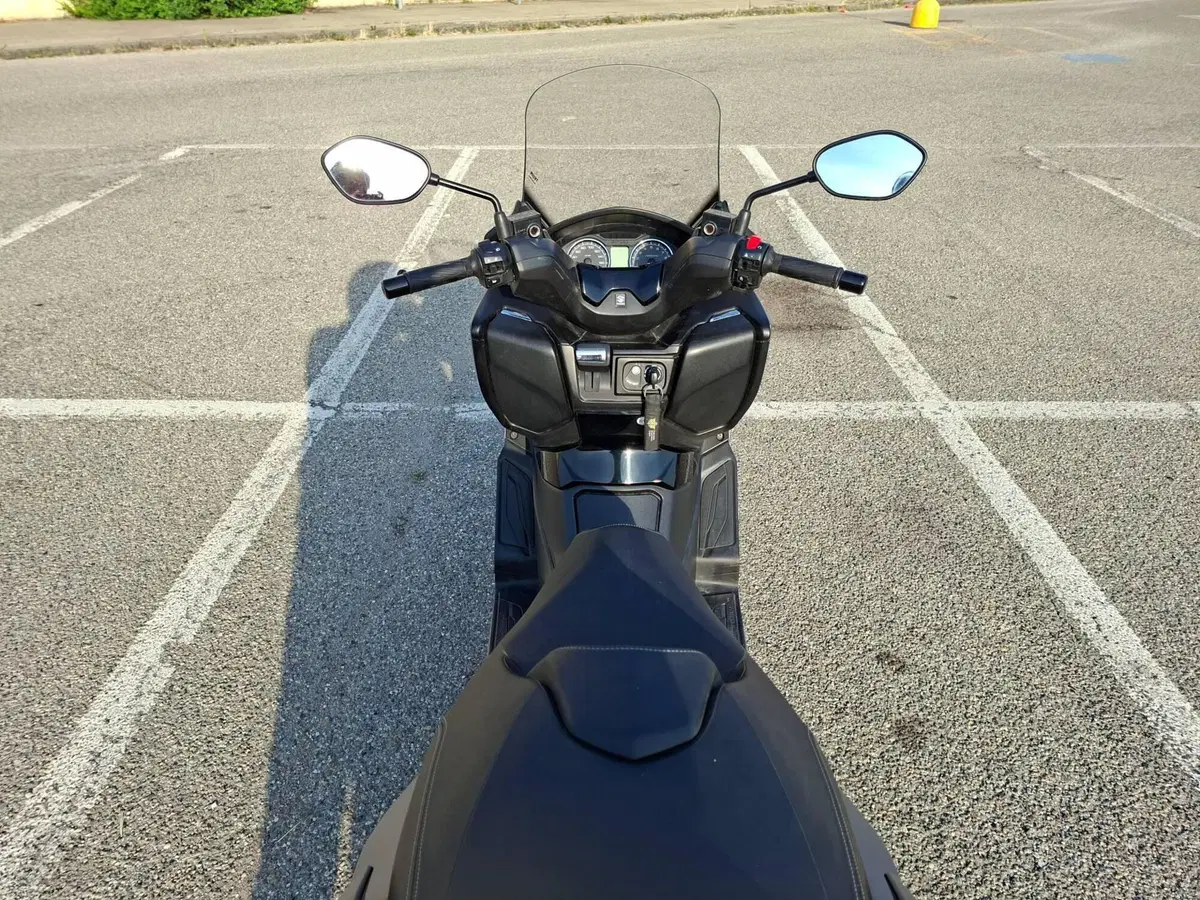 Suzuki Burgman AN 400 (2017 - 20) (7)
