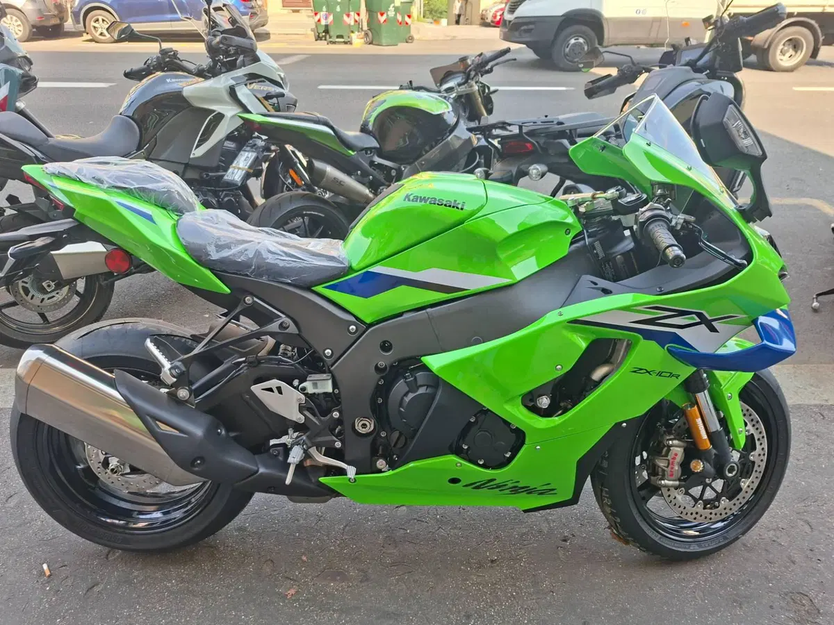 Kawasaki Ninja 1000 ZX-10R (2026) (7)