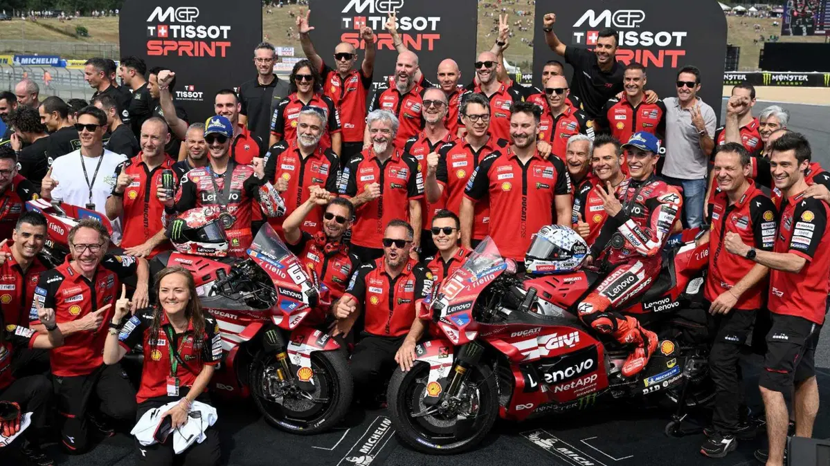 MotoGP 2026. GP della Repubblica Ceca. Le foto più belle della gara e del weekend a Brno! [GALLERY] (16)