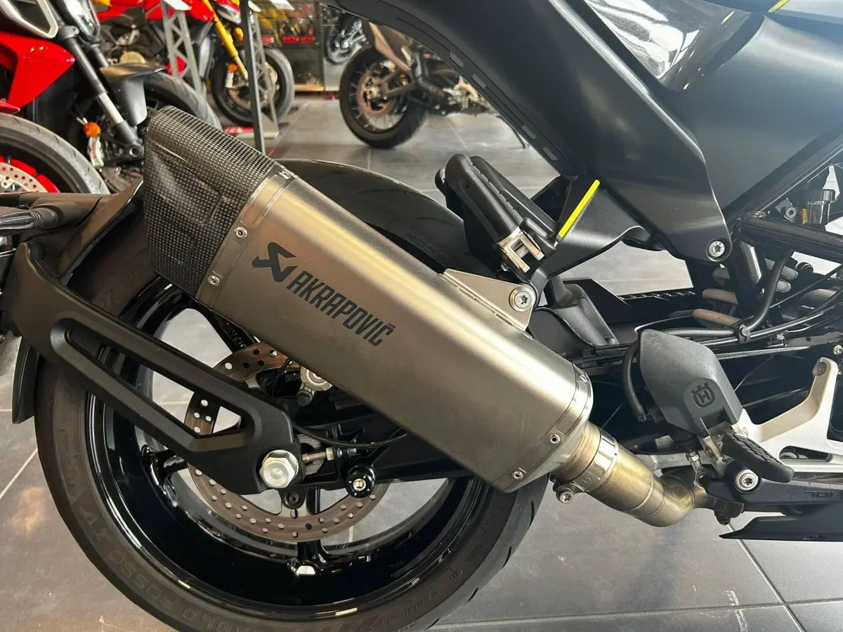 Husqvarna Vitpilen 701 (2018 - 19) (10)