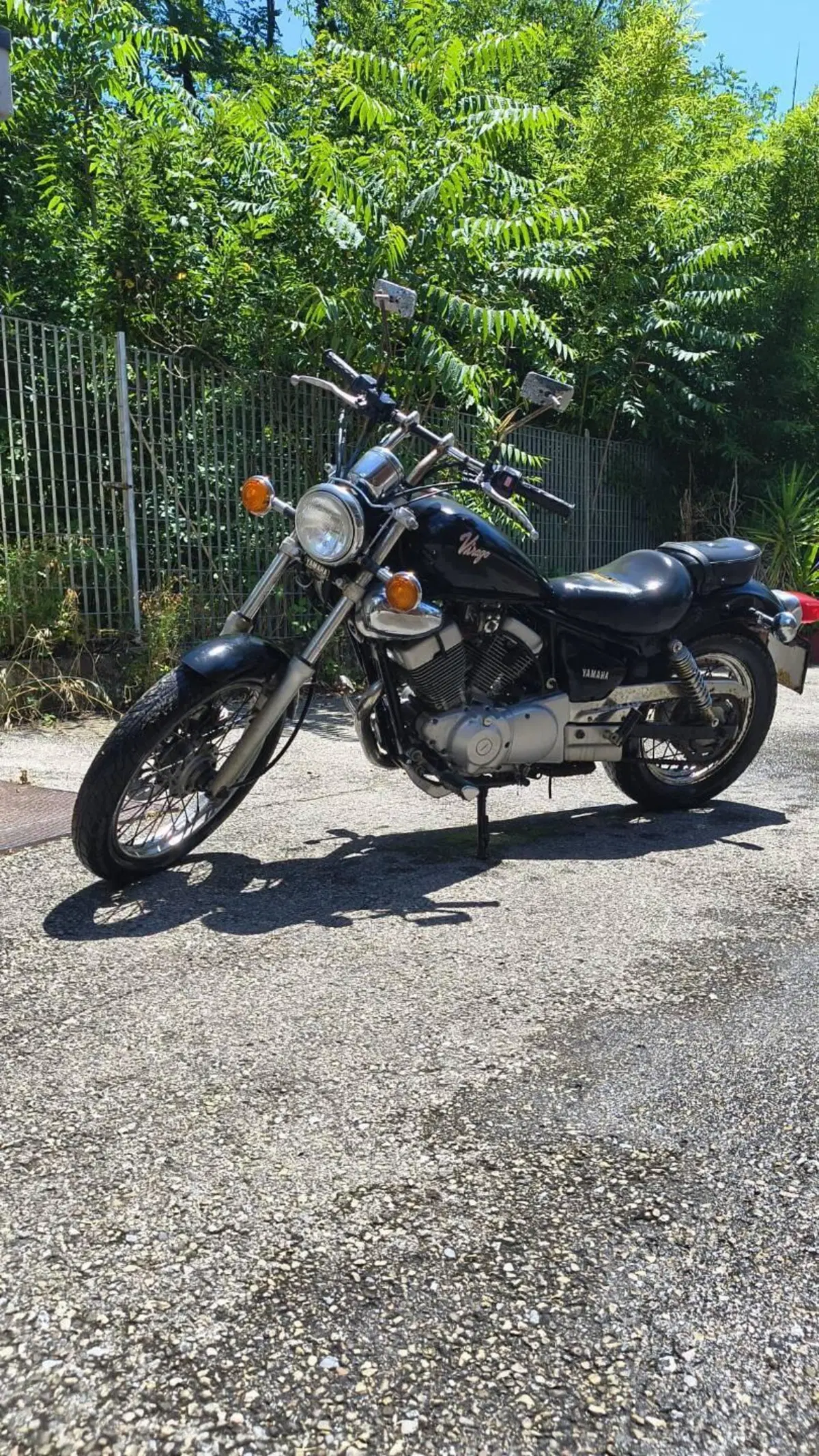 Yamaha XV250 Virago (2)