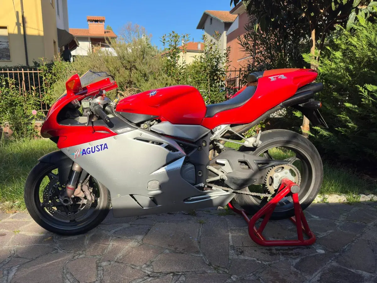 MV Agusta F4 750 S 1+1 (2000 - 02) (5)