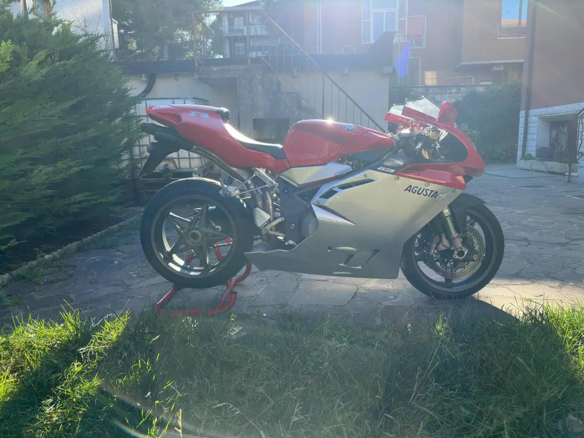 MV Agusta F4 750 S 1+1 (2000 - 02) (6)