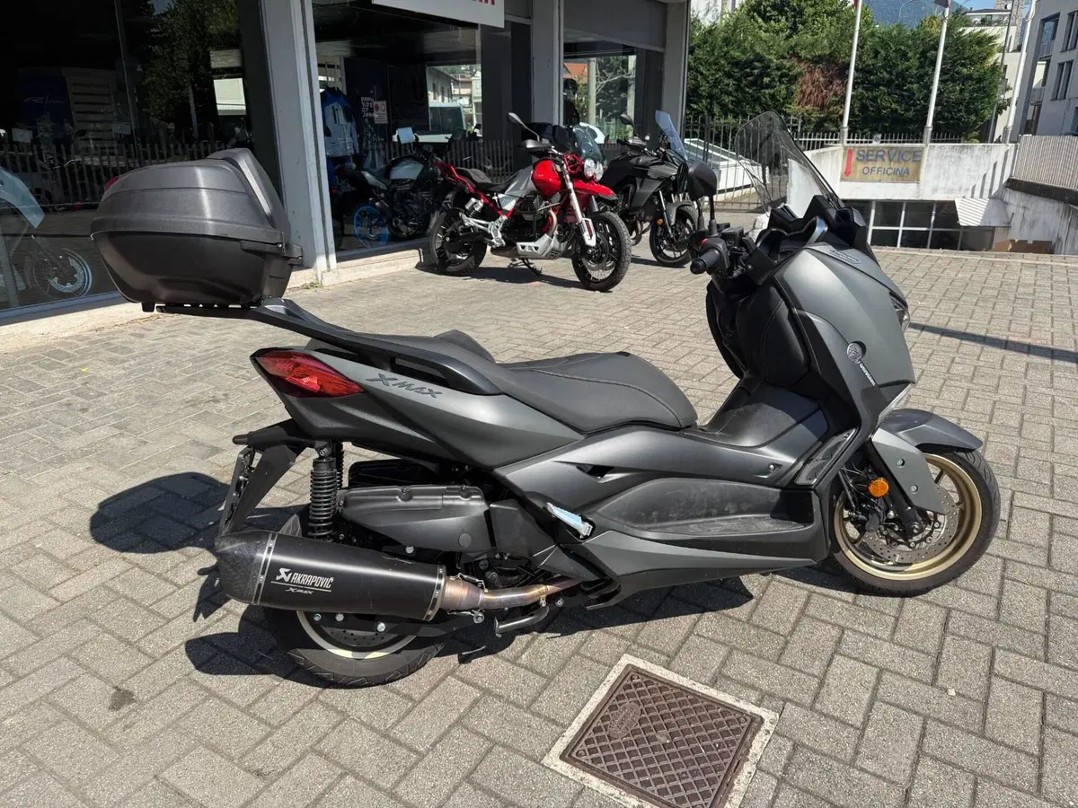 Yamaha X-Max 400 Tech Max (2020) (3)