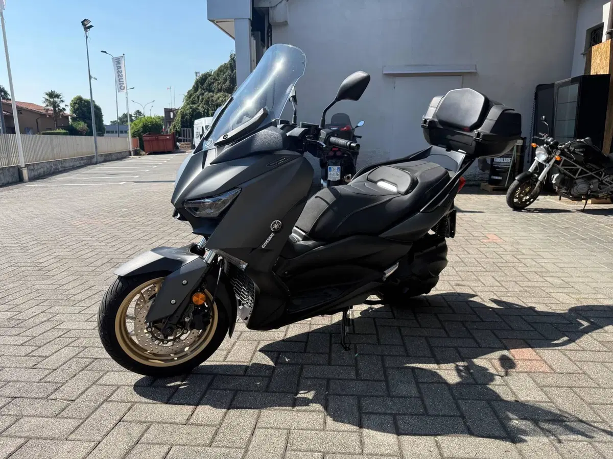 Yamaha X-Max 400 Tech Max (2020) (4)