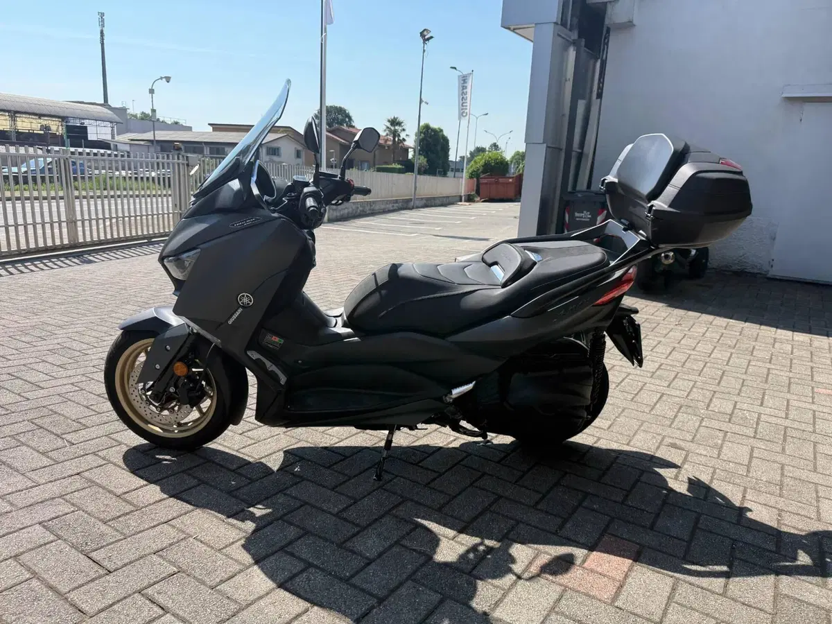 Yamaha X-Max 400 Tech Max (2020) (5)