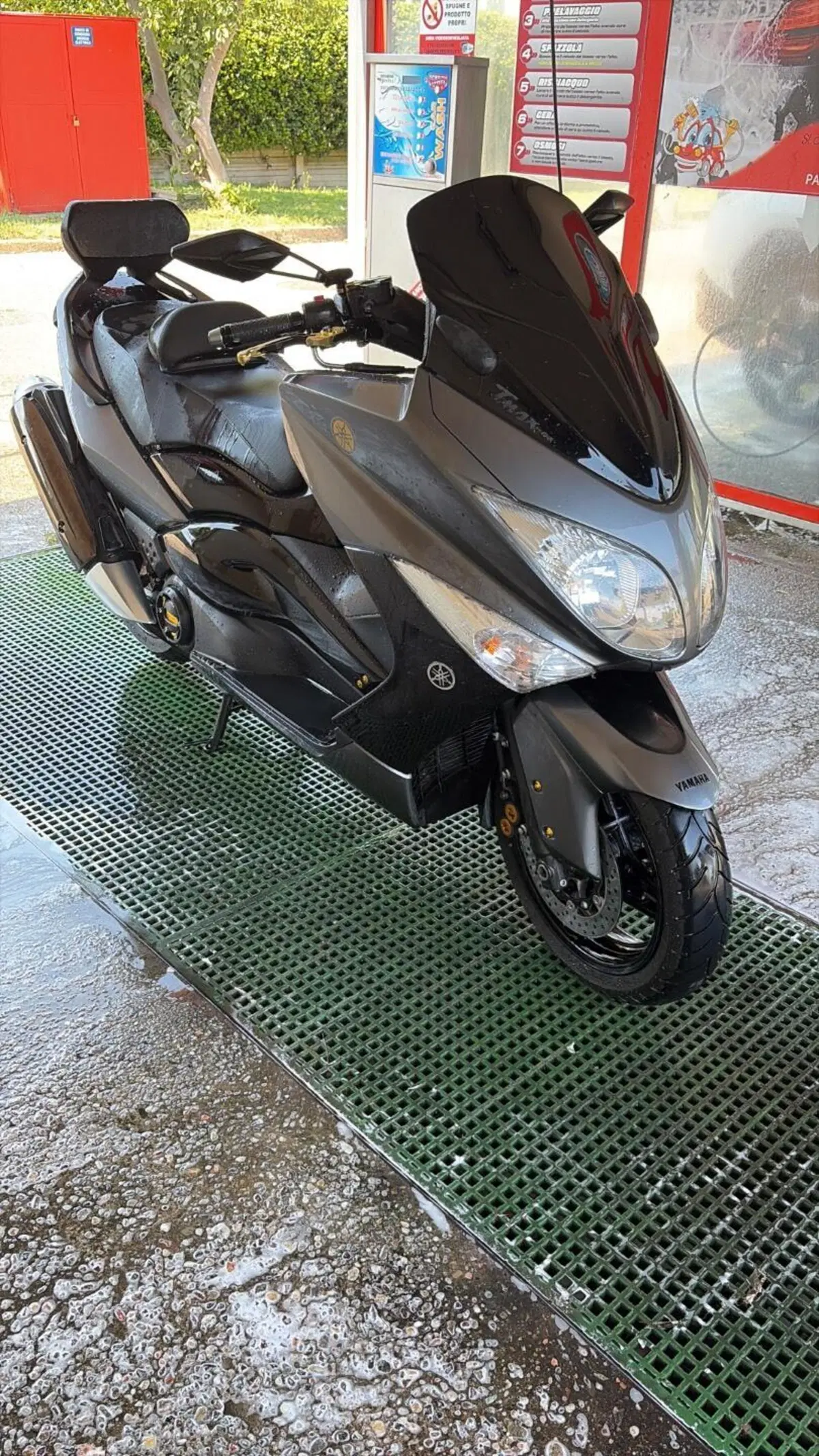 Yamaha T-Max 500 (2008 - 12) (5)
