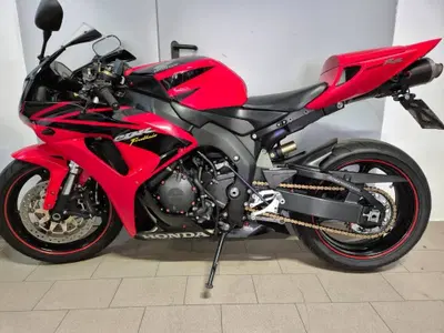 Honda CBR 1000 RR Fireblade (2006 - 07) usata