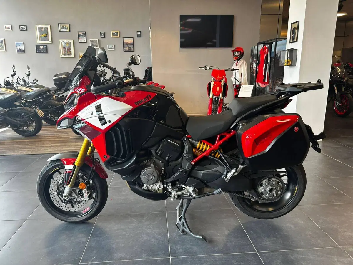 Ducati Multistrada V4 Pikes Peak (2021 - 24)